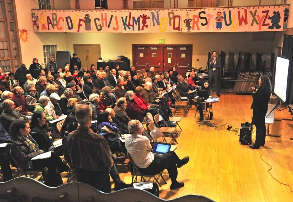 A meeting at the Glen Canyon Rec Center to discuss renovations to the park drew over 150 people on Jan. 7, 2013. Photo by Michael Waldstein.