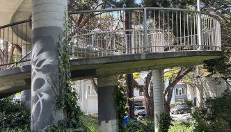 Bosworth pedestrian overpass pillar
